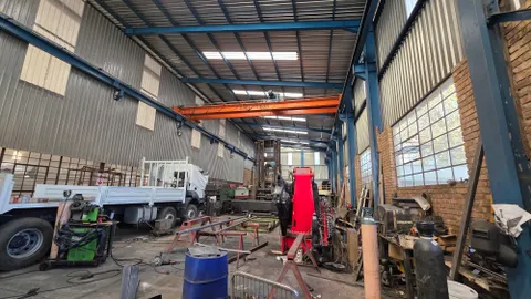 3 Euclid St, Germiston, 1401 - 2000m² warehouse available to let for rent (16) - Copy